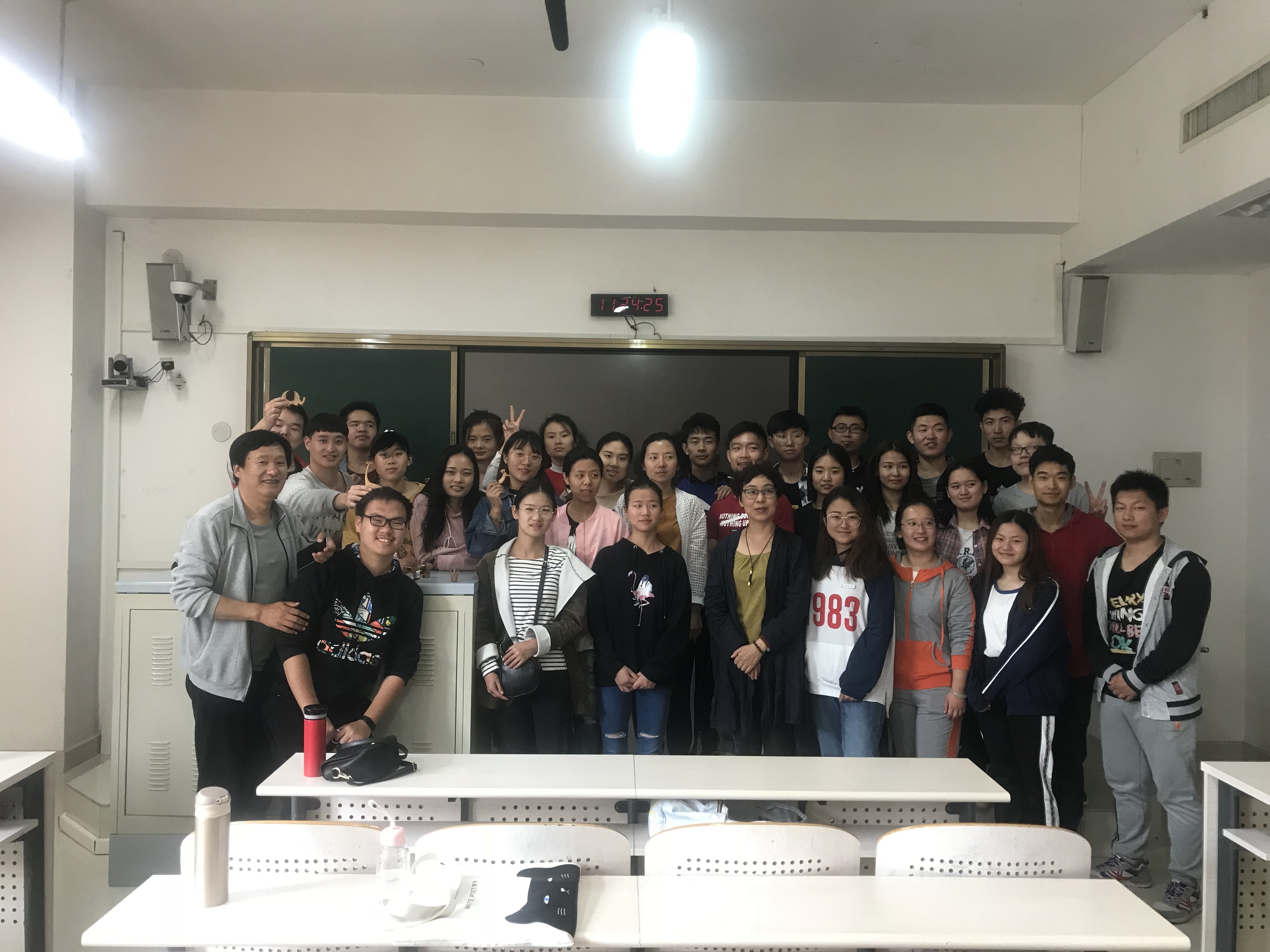 微信图片_20181009163703.jpg 微信图片_20181009163703.jpg